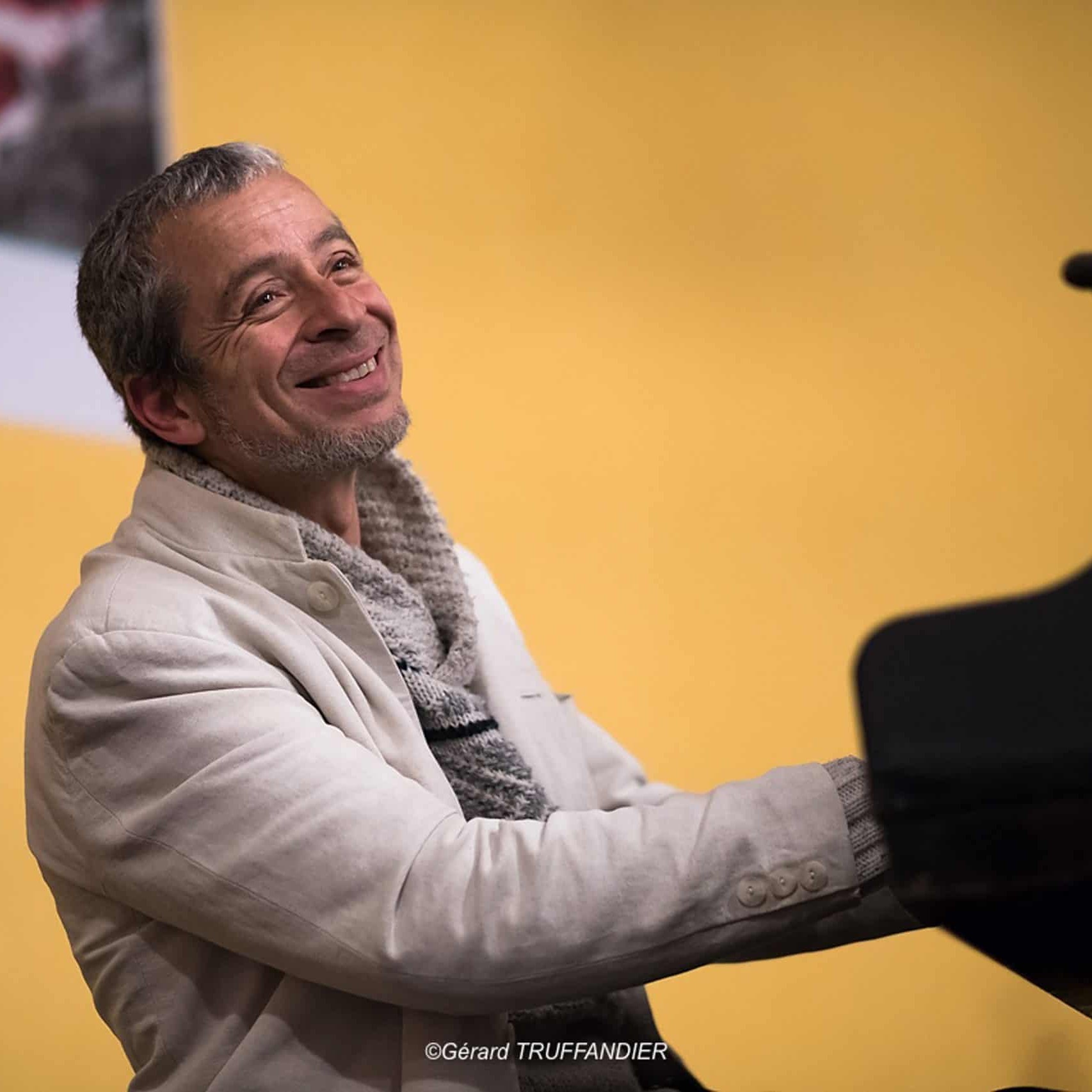 Marc Vella au piano